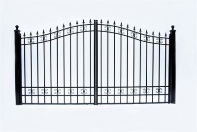 SaferWholesale St. Petersburg Dual Swing Iron Driveway Gate 18' x 6'3